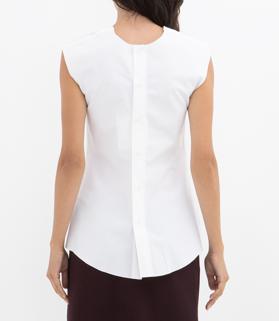 SLEEVELESS BUTTON DETAIL TOP