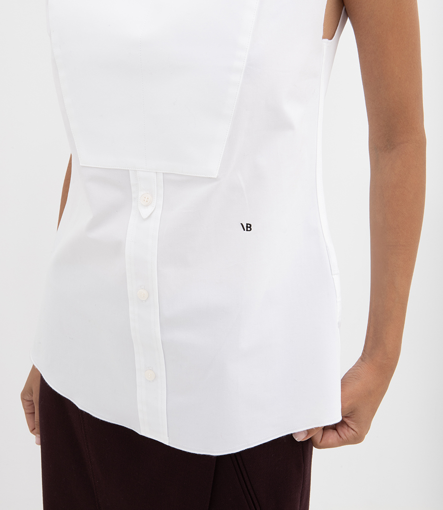SLEEVELESS BUTTON DETAIL TOP