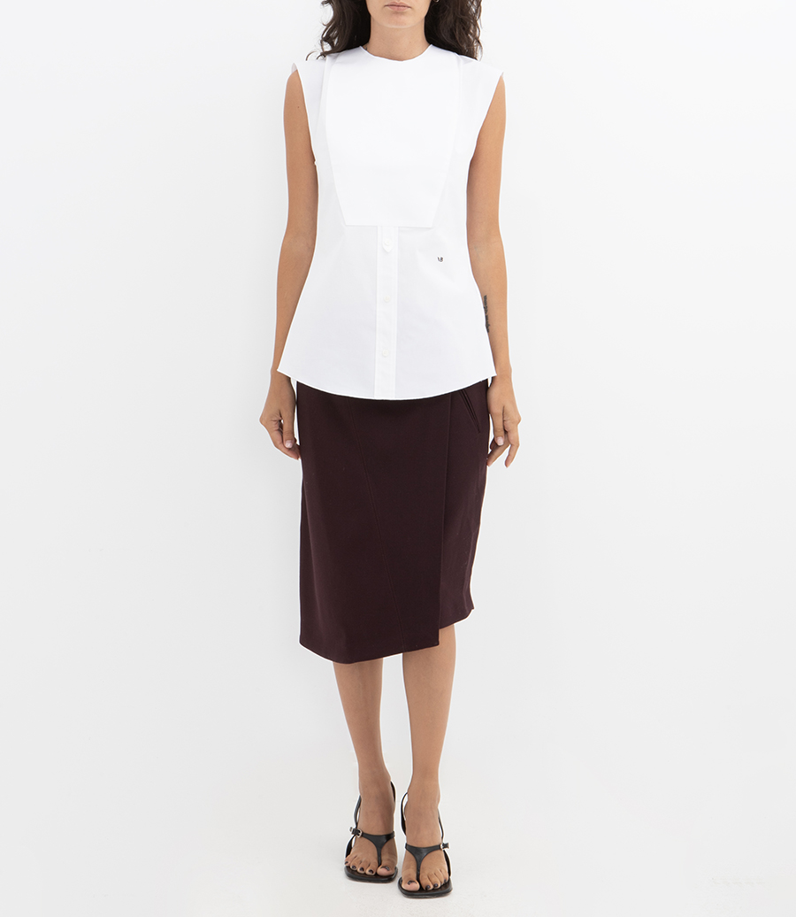 SLEEVELESS BUTTON DETAIL TOP