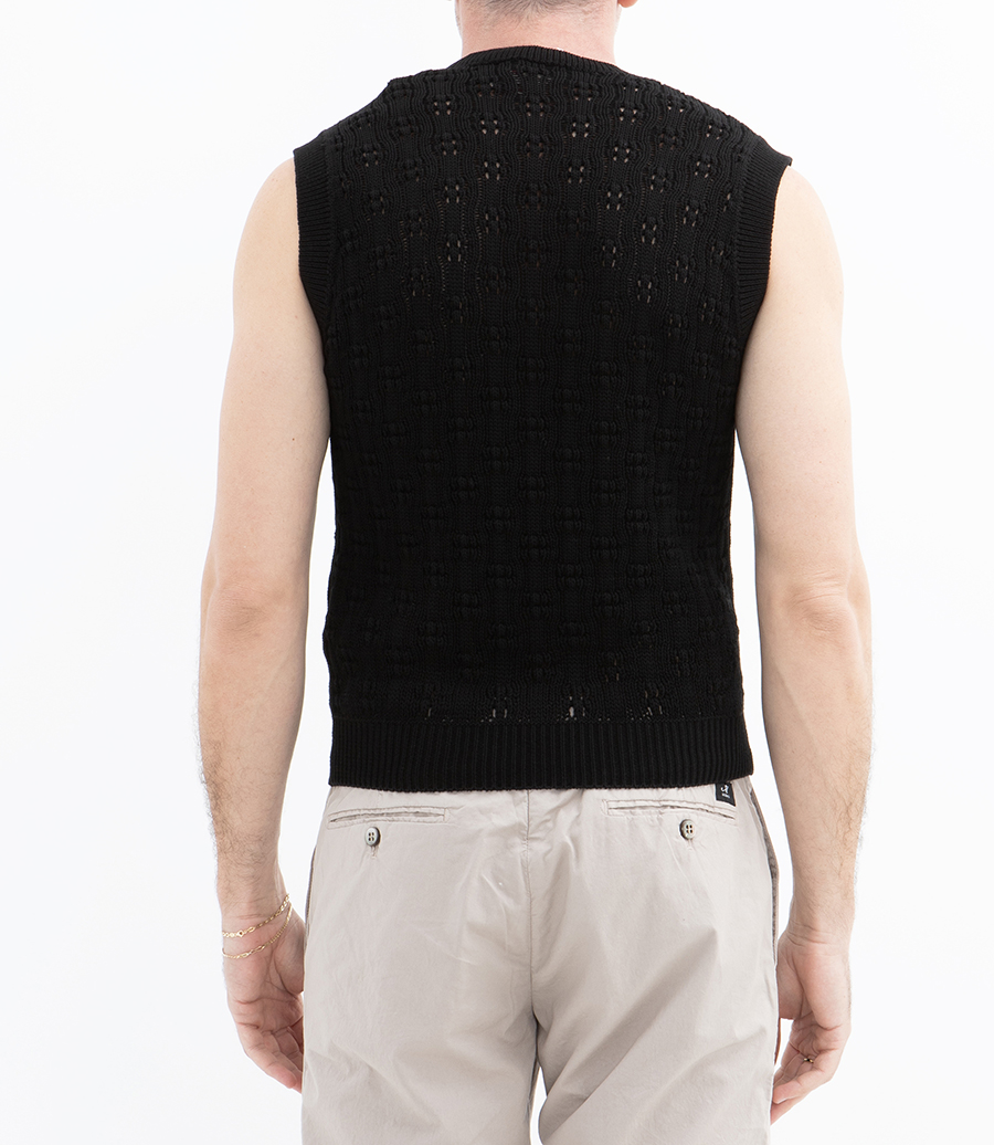 EMBROIDERED ROUNDNECK SWEATER
