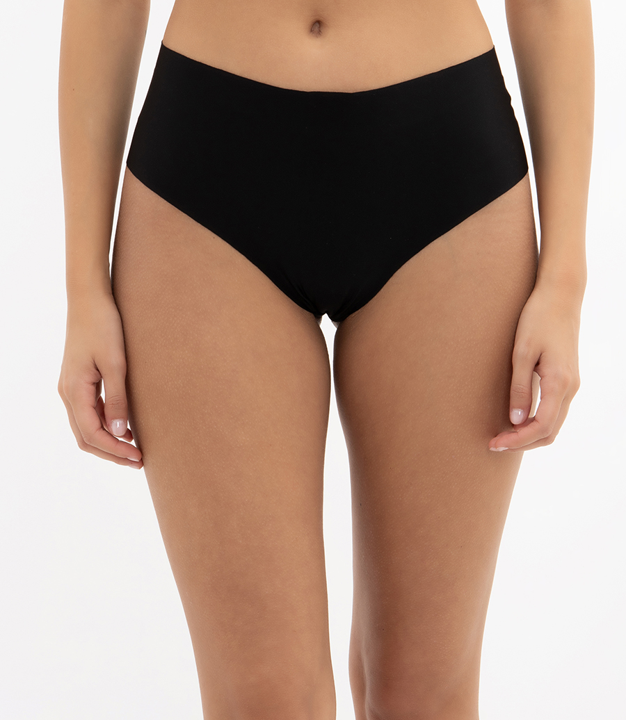 SEAMLESS SHORTS