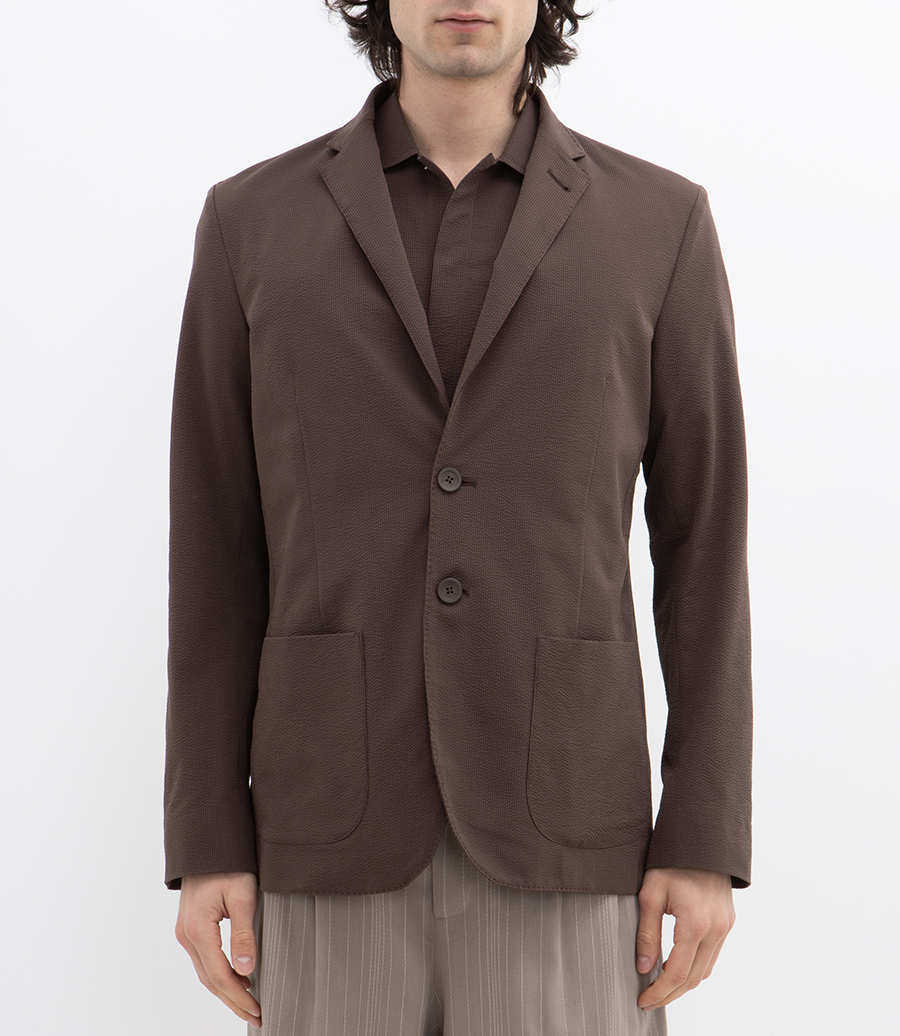 SEER-CREASE BLAZER
