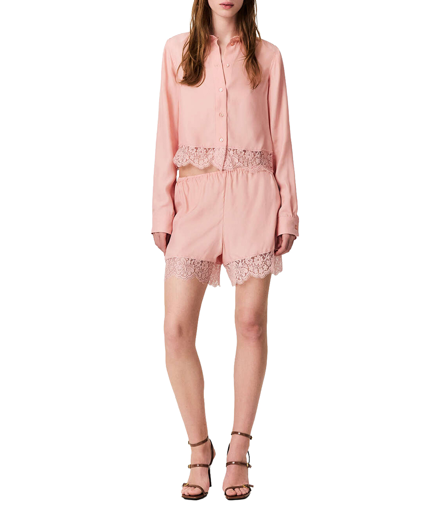 LACE TRIMMED  SHORT