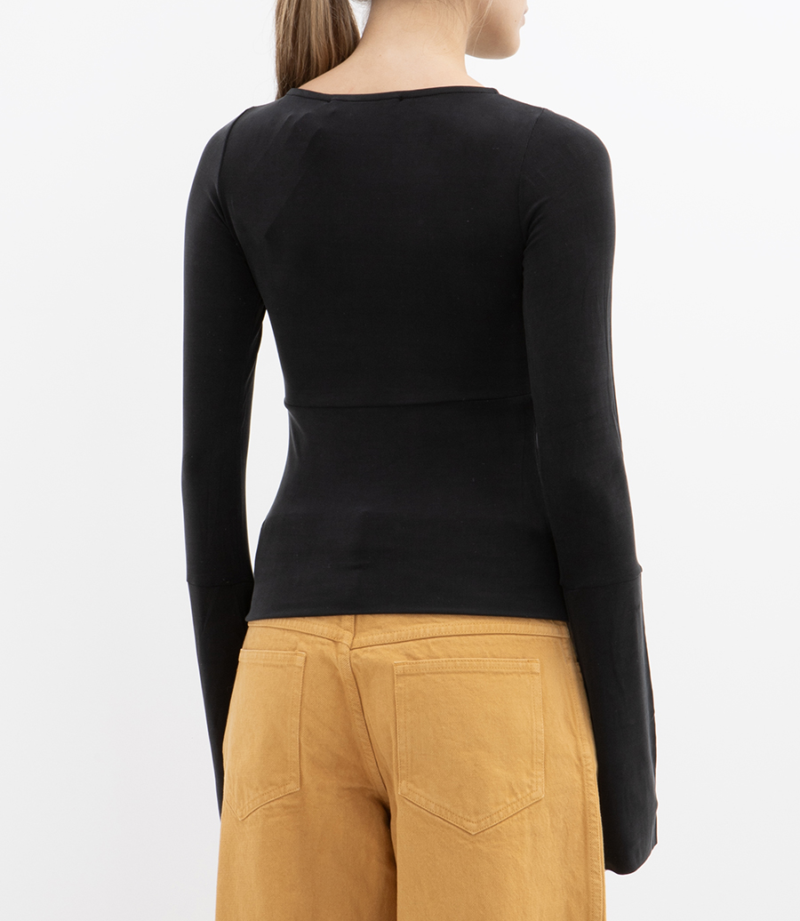 RIBBED LONG SLEEVE SEAM TEE