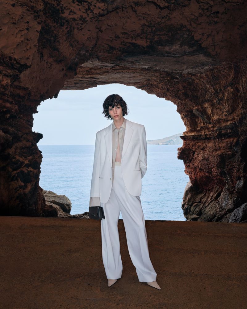 victoria-beckham-high-summer-2025-ad-campaign-the-impression-003
