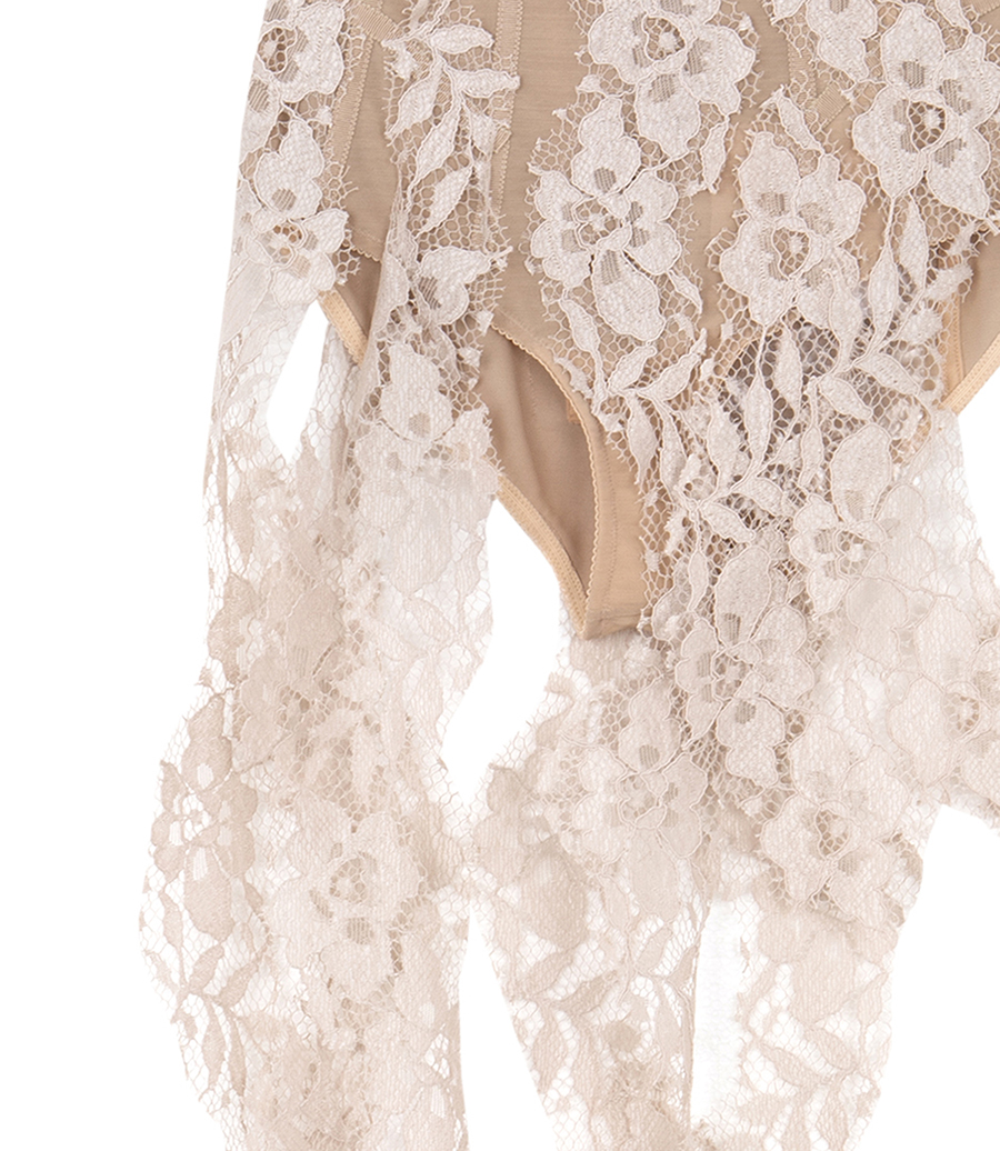 SHORTS WITH LACE