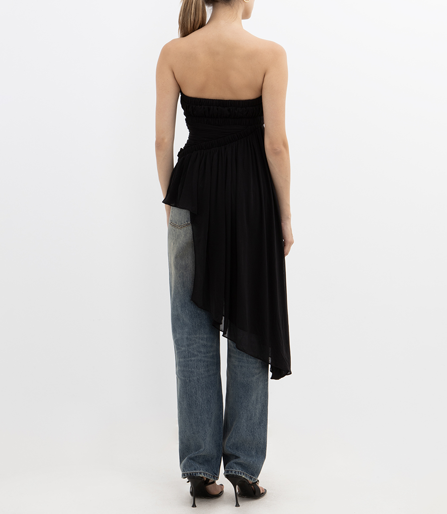 NOIRO SWEPT TOP