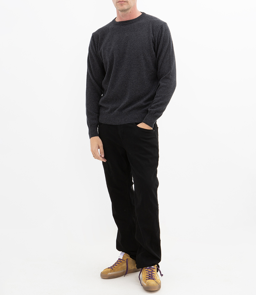 CASHMERE SWEATER