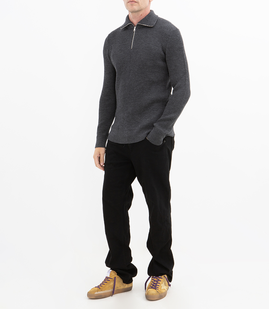 ZIP NECK PULLOVER