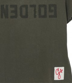 GOLDEN COLLECTION T-SHIRT IN OLIVE GREEN WITH A DISTRESSED TREATMENT