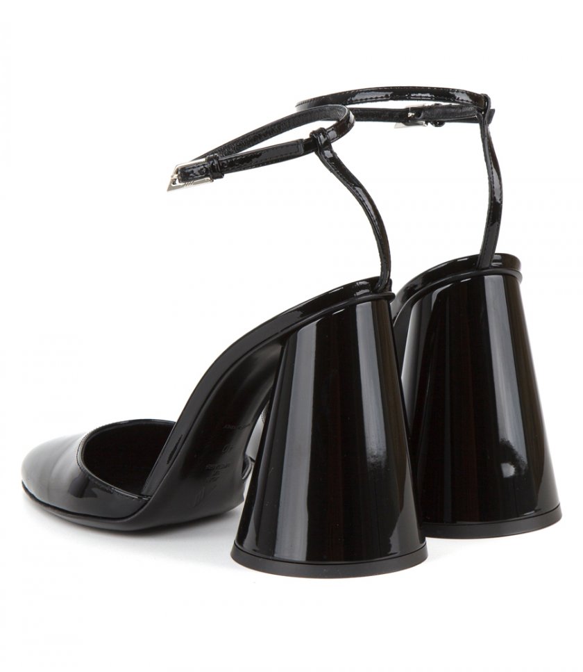THE ATTICO