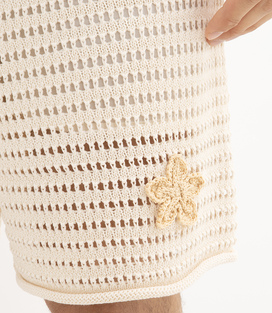 CROCHET FLOWER SHORTS
