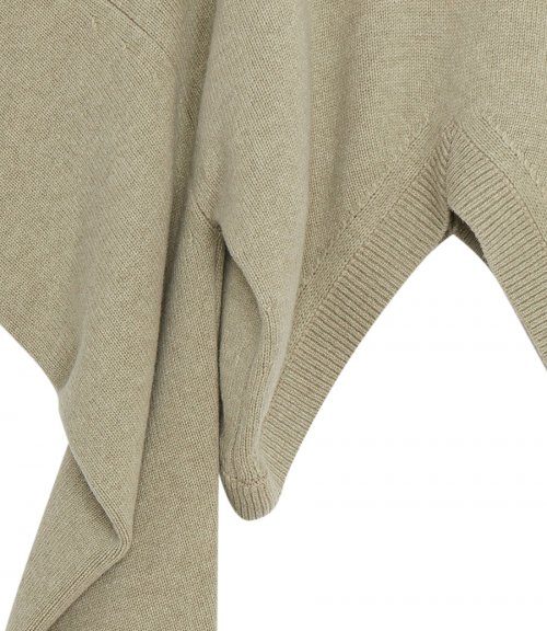 INVERTED V-NECK SWEATER IN BOILED WOOL