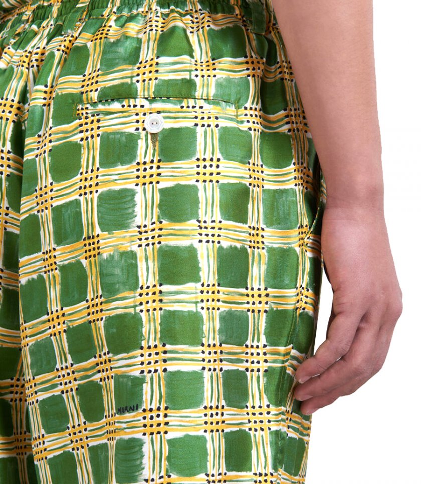 GREEN SILK TWILL SHORTS WITH CHECK FIELDS PRINT