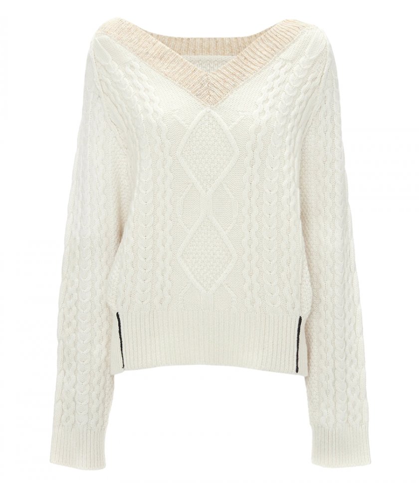 CLOTHES - V-NECK JUMPER