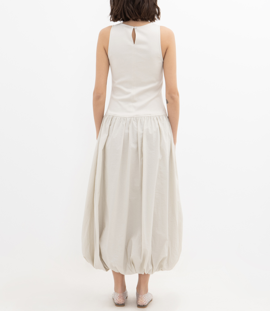 LONG SLEEVELESS DRESS