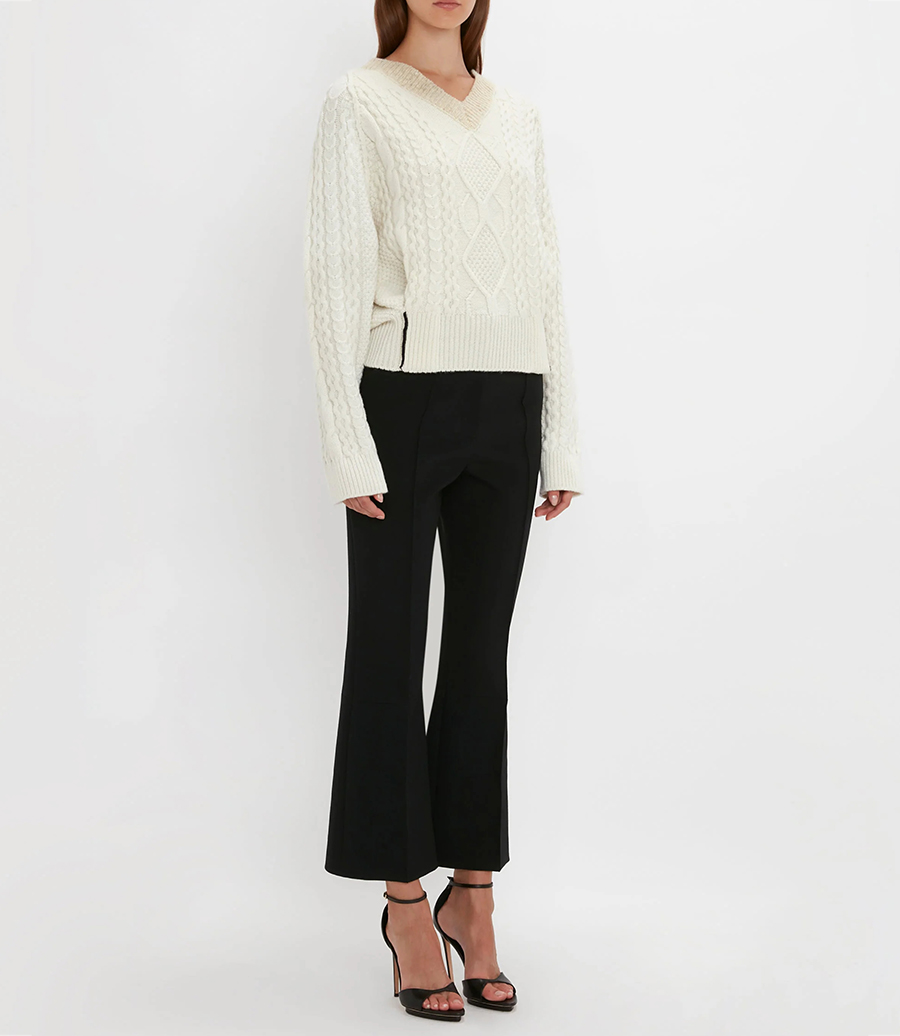 V-NECK JUMPER