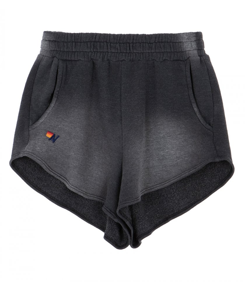 SHORTS - ESSENTIAL POCKET SHORTS