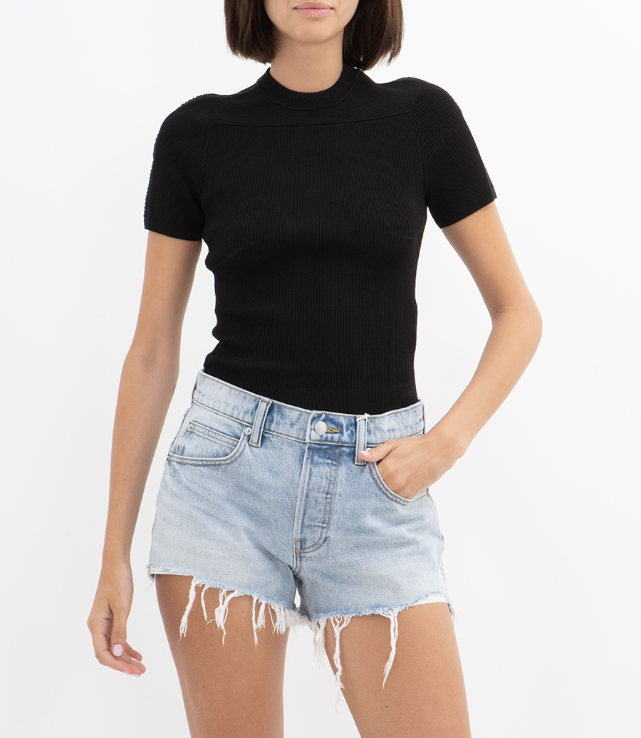 DEBOSSES LOGO FITTED TEE