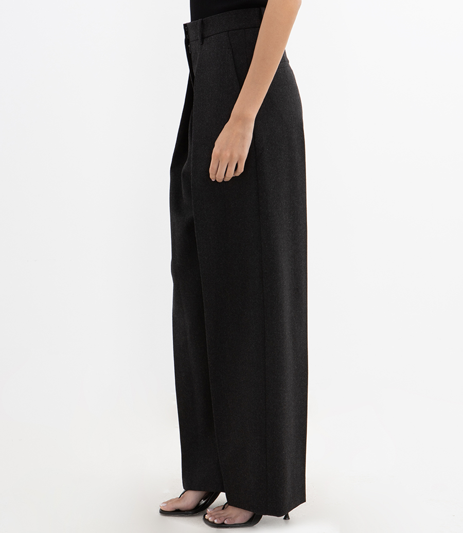 VICTORIA BECKHAM