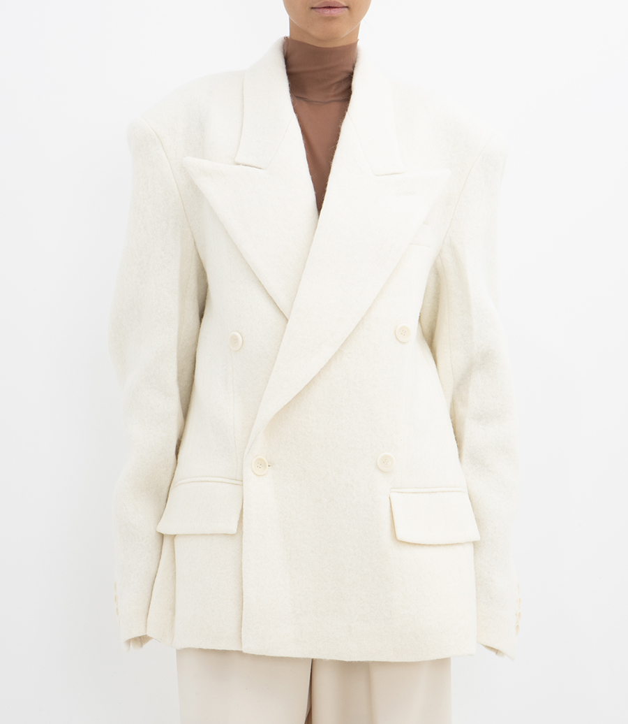 EXTRA LAPEL BLAZER