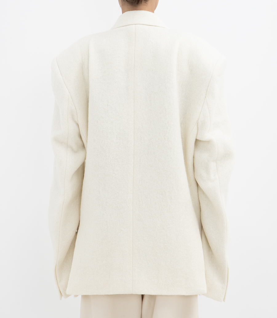 EXTRA LAPEL BLAZER