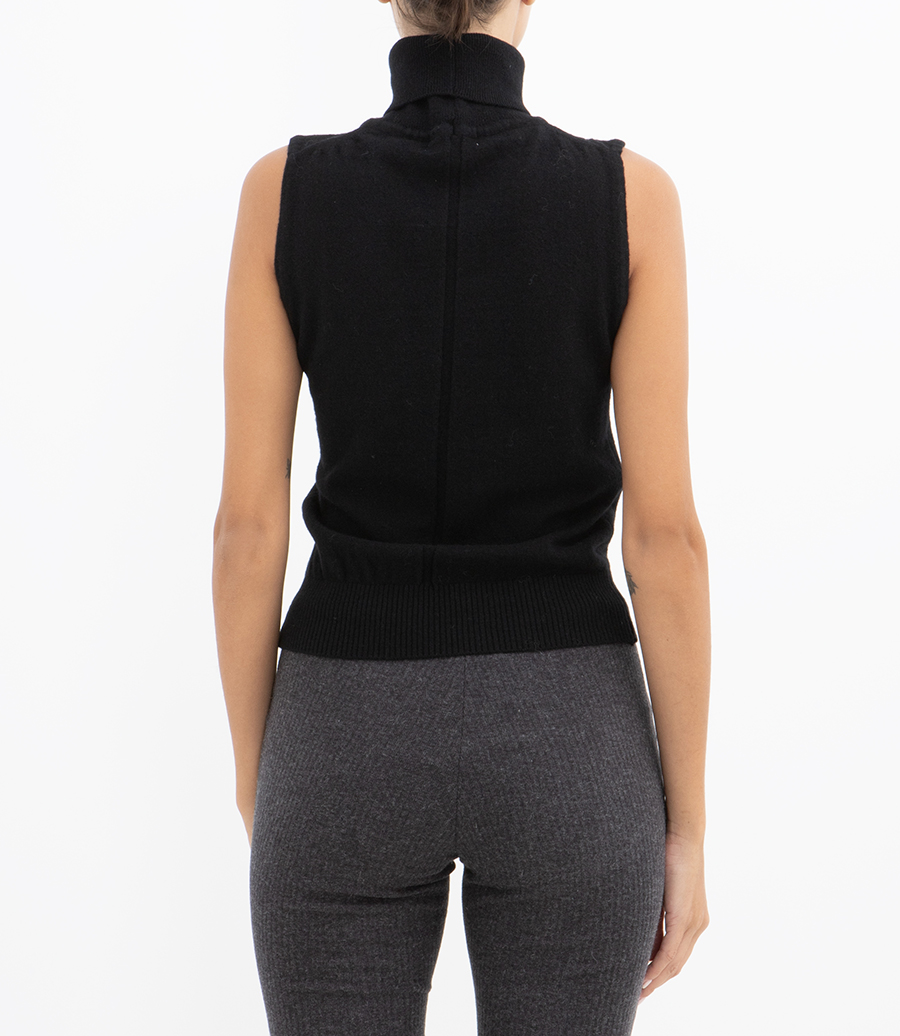 KNIT VEST