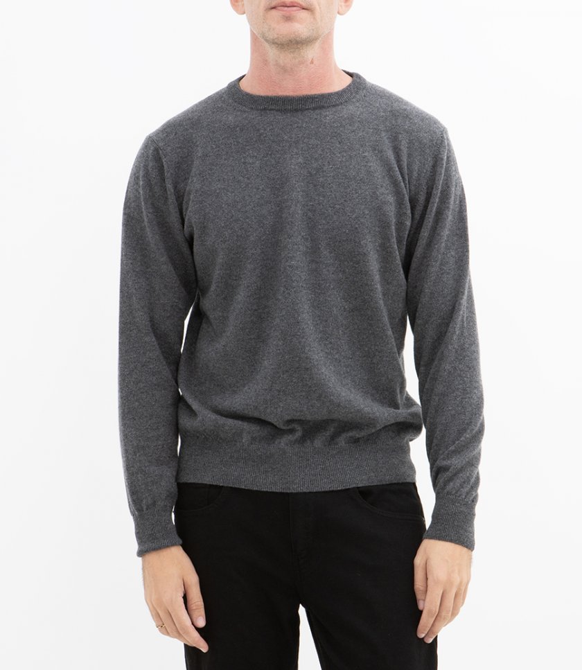 CASHMERE SWEATER
