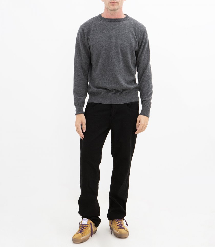 CASHMERE SWEATER