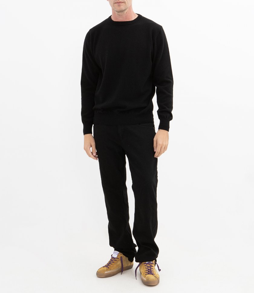 CASHMERE SWEATER