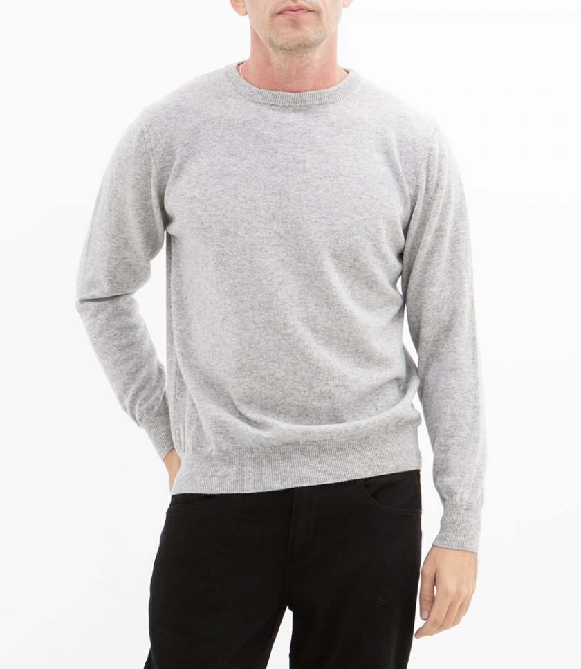 CASHMERE SWEATER