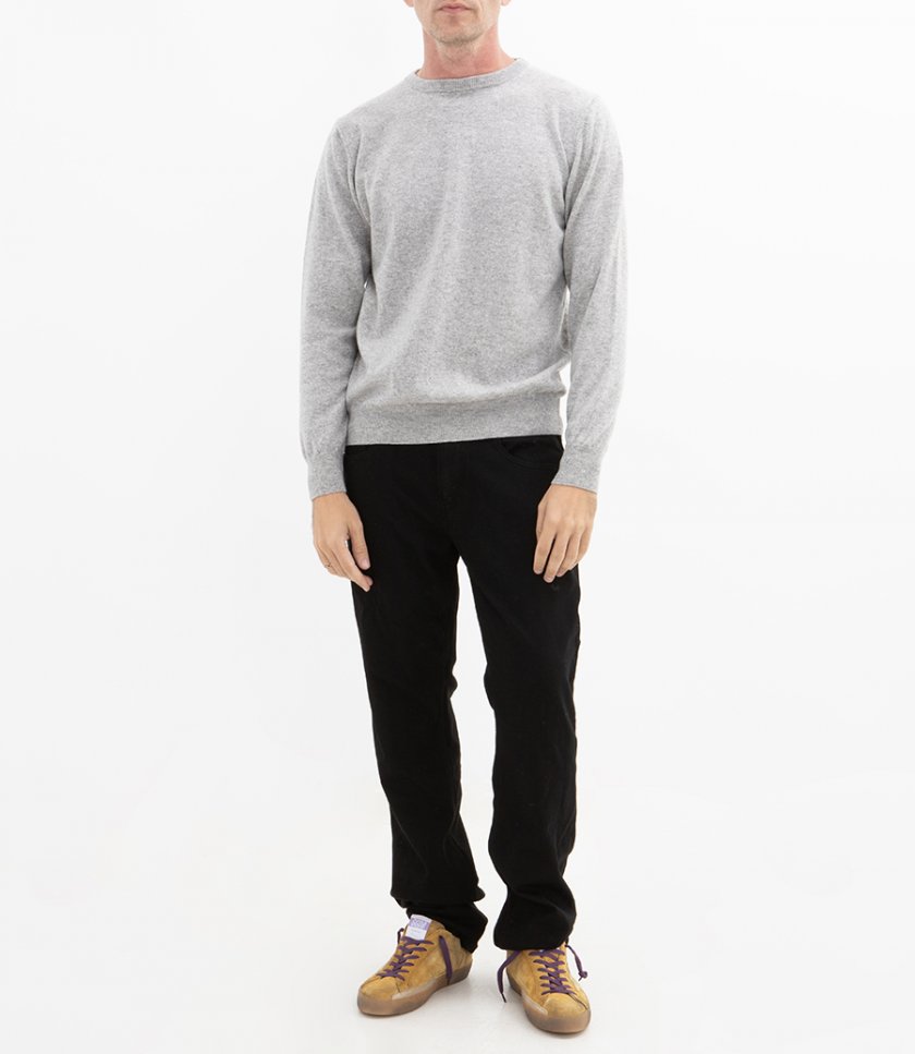 CASHMERE SWEATER