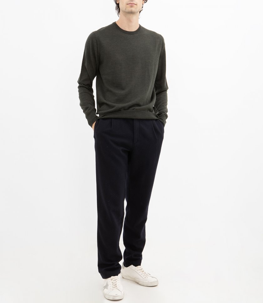 MERINO CREW NECK SWEATER
