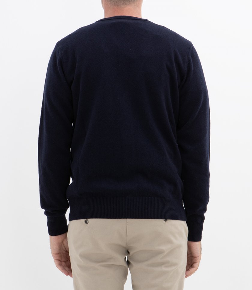 VEE CARDIGAN