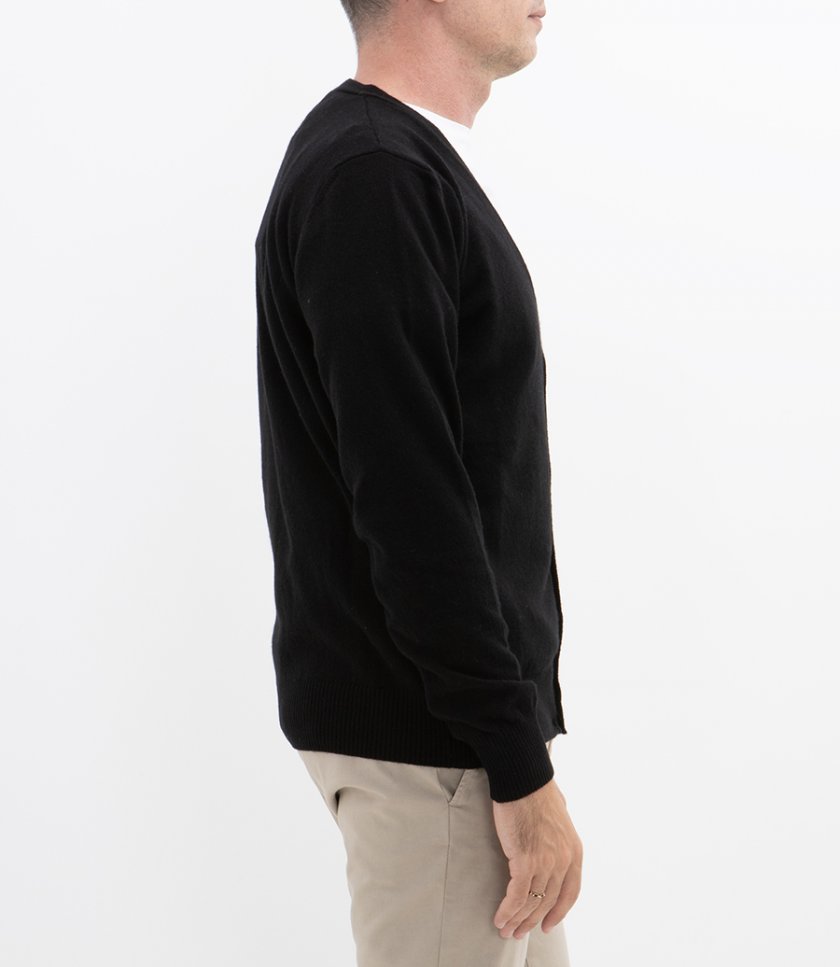 BF KNITWEAR