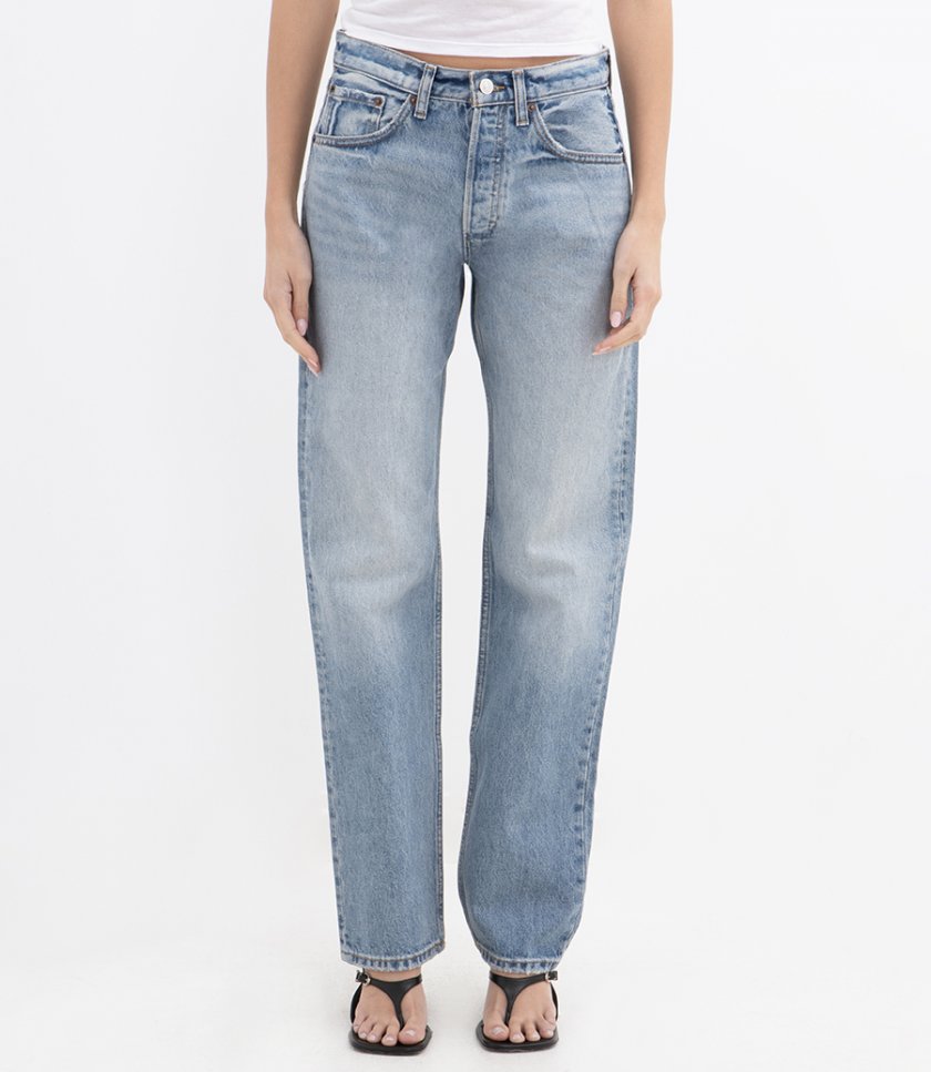 STRAIGHT LEG JEANS