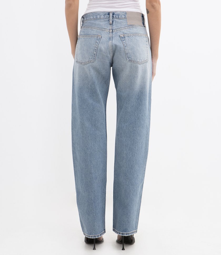 STRAIGHT LEG JEANS