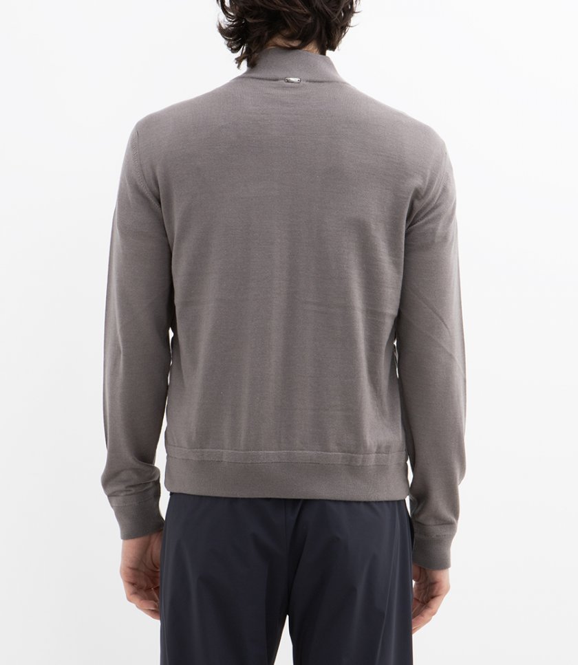 LIGHTWEIGHT PADDED JACKET