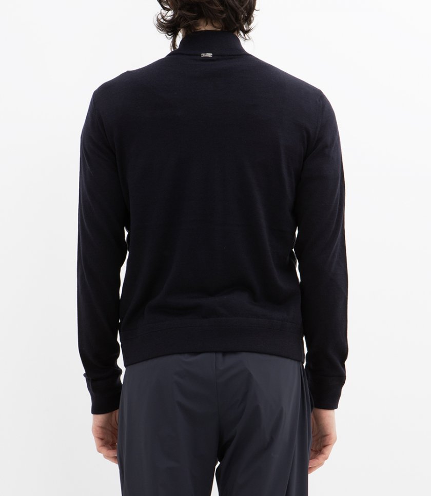 LIGHTWEIGHT PADDED JACKET