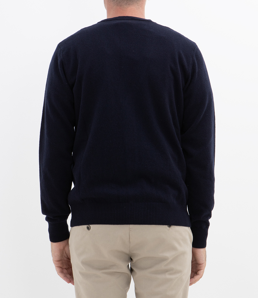 VEE CARDIGAN
