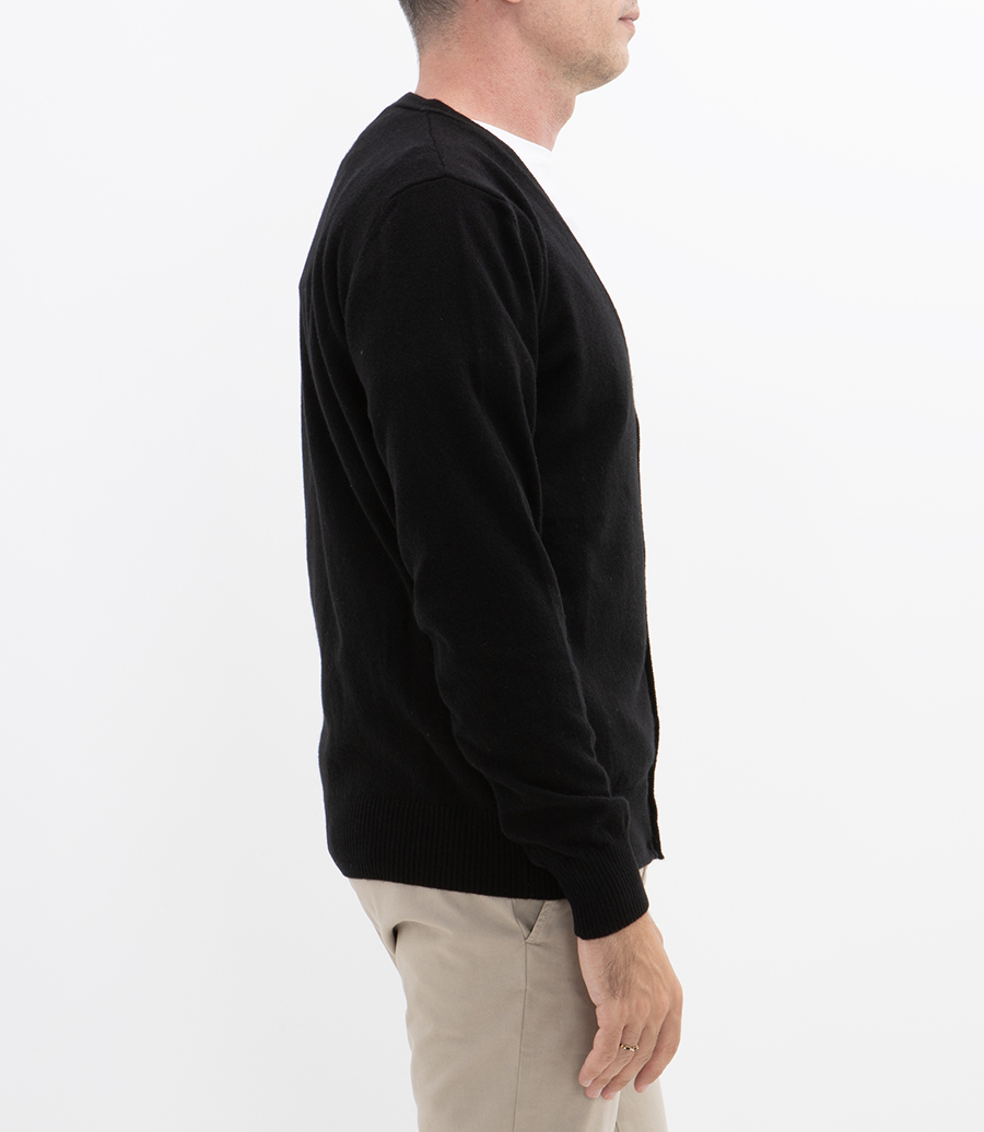 BF KNITWEAR