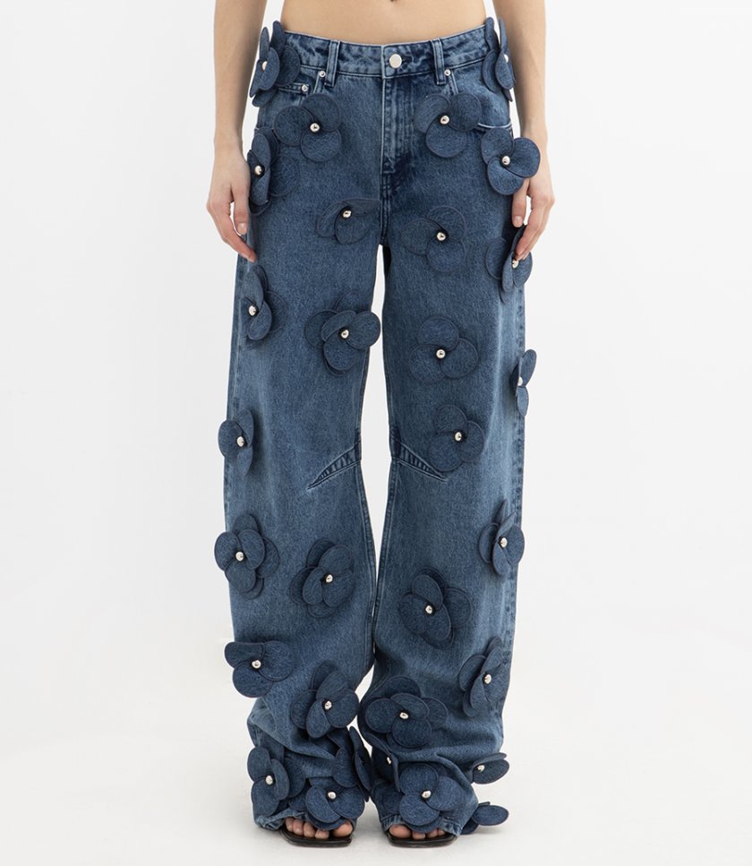 3D FLOWER EMBROIDERED JEANS