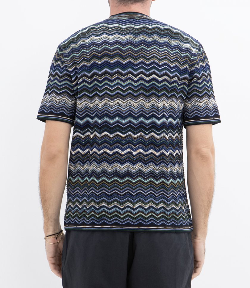 CHEVRON PATTERN SS T-SHIRT
