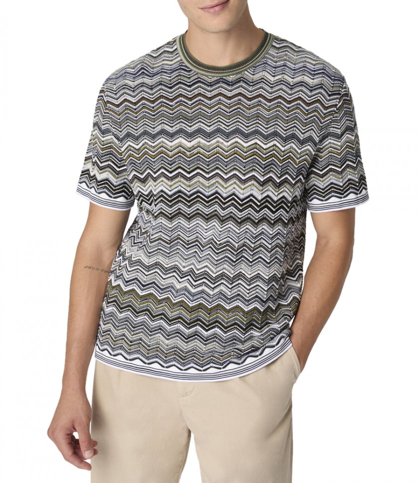 CHEVRON PATTERN SS T-SHIRT
