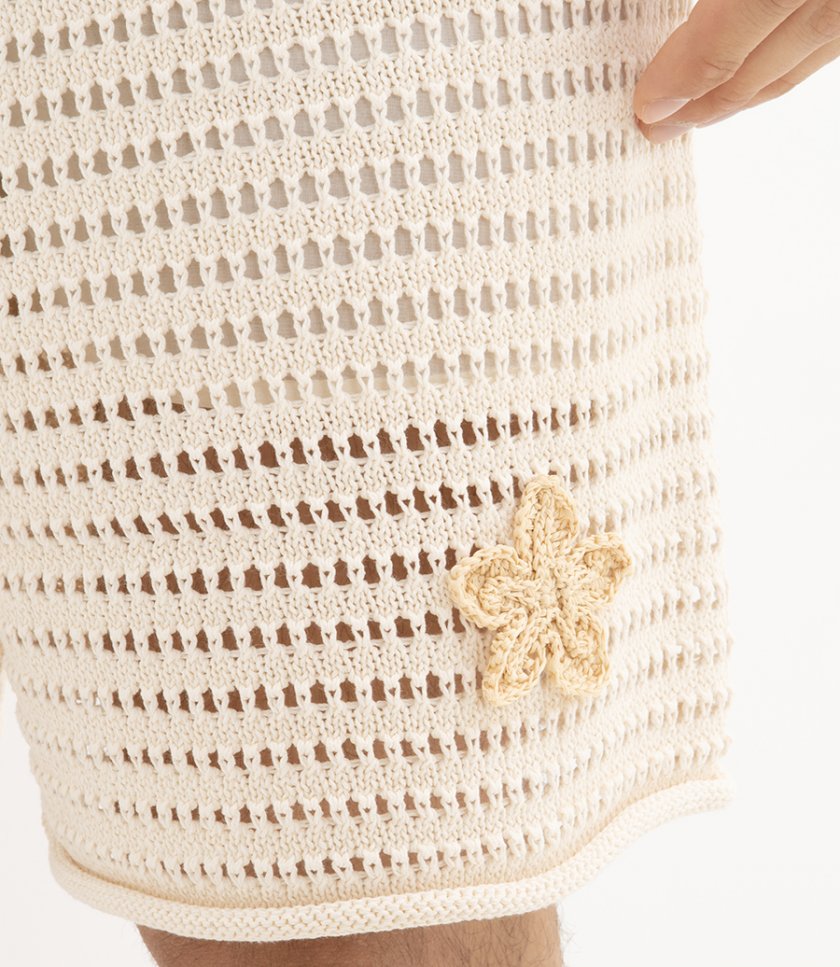CROCHET FLOWER SHORTS