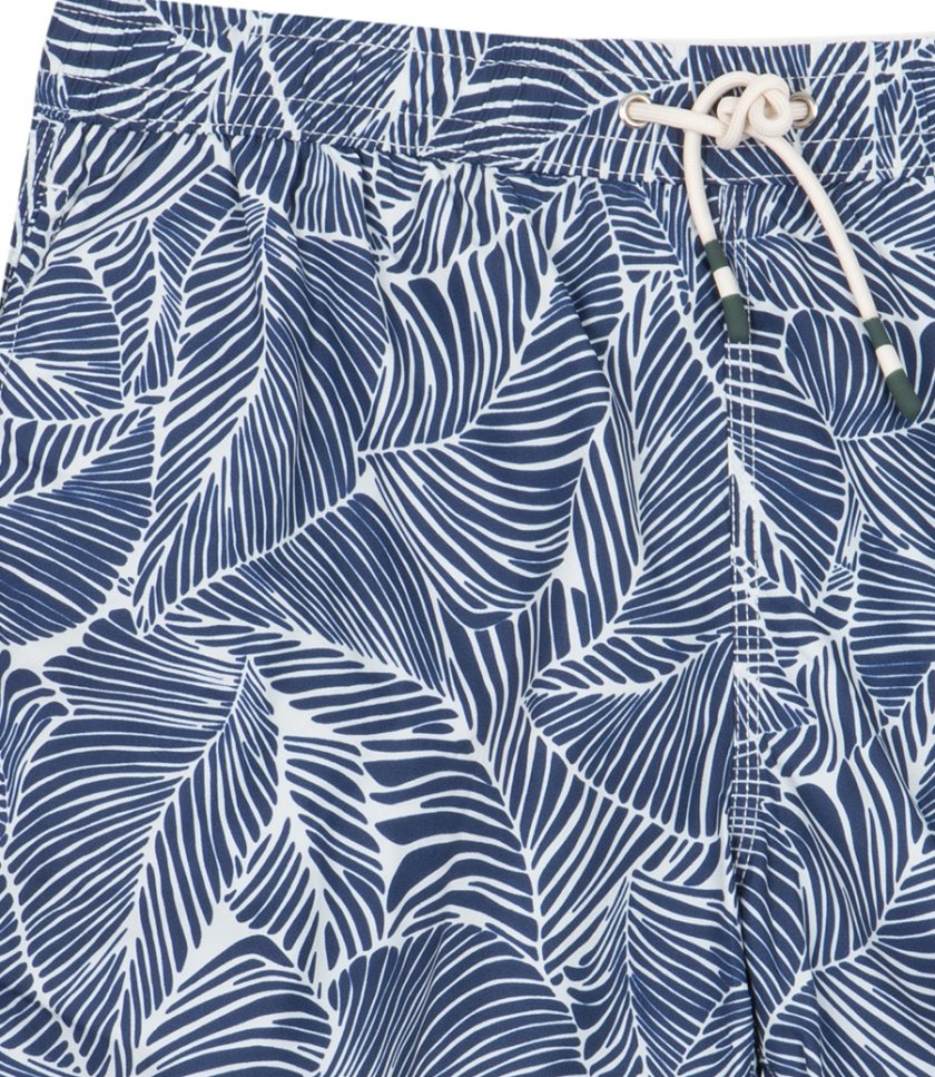 LARGE PALMS SWIM