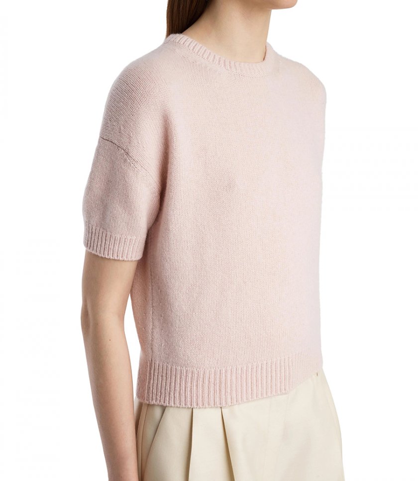GOLDEN SWEATER