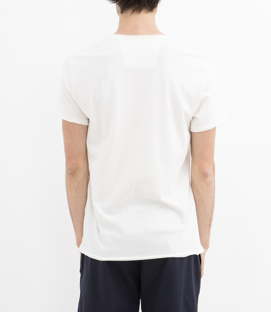 SKULL TILES GRAPHIC T-SHIRT
