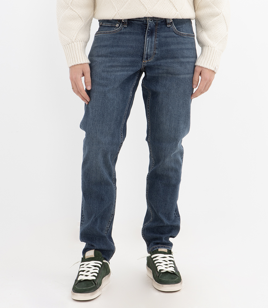 FIT 3 ATHLETIC JEANS