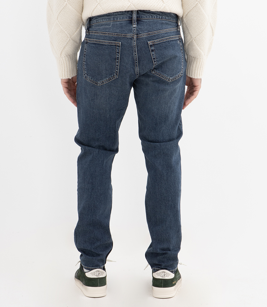 FIT 3 ATHLETIC JEANS